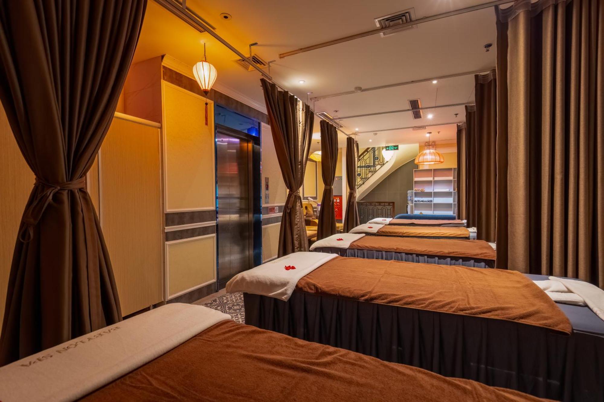 Calista Trendy Hotel & Spa Hanoi Exteriör bild